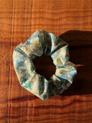 Chouchou fleurs vertes