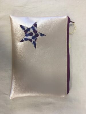 Pochette en simili cuir