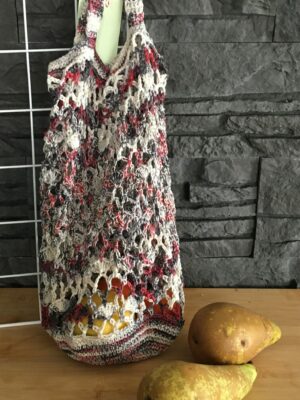 Filet à provision au crochet rouge et noir