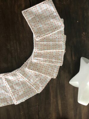 Lot de 7 lingettes nettoyantes "triangles pastels"